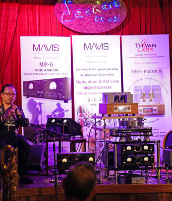 Nghe nghệ sĩ Trần Mạnh Tuấn thổi saxophone trên dàn thiết bị MAVIS