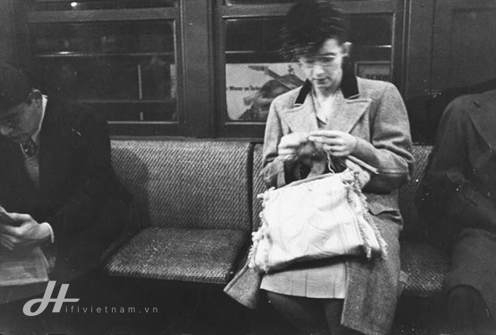 Đang tải 59ad111b36b2f-vintage-photographs-new-york-street-life-stanley-kubrick-20-59a91d140a56b__700.jpg…