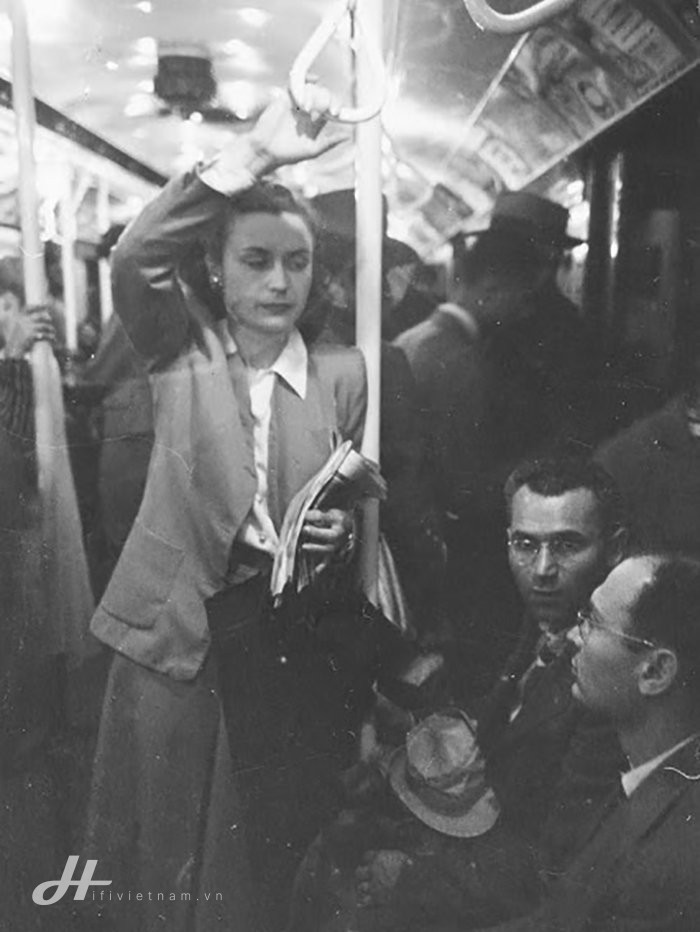 Đang tải 59ad111cec3c3-vintage-photographs-new-york-street-life-stanley-kubrick-22-59a91d17e41cf__700.jpg…