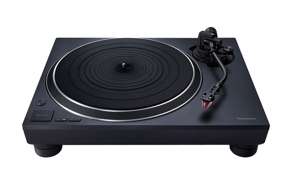 Technics SL-1500C turntable, with 2M red pick-up, black