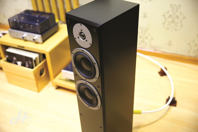 Dong loa dynaudio Emit tot