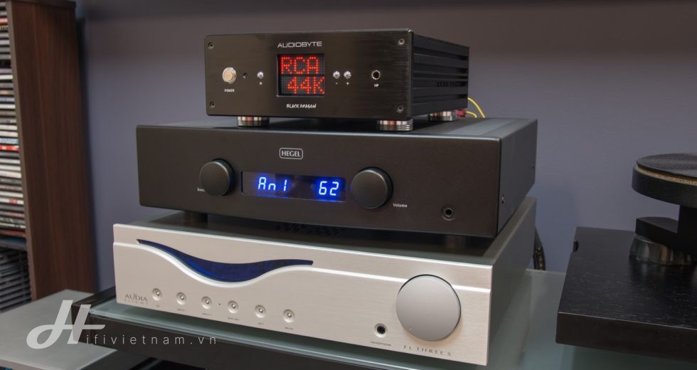 Chất âm trung thực đến từ mẫu ampli Audia Flight FL Three S