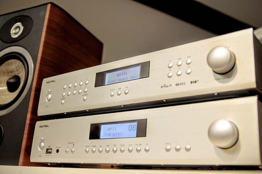 ampli rotel a 12 va t14