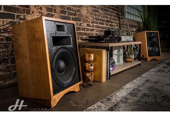 Ra mắt dòng loa Klipsch Capitol Heresy III: khi hai đại gia kết hợp