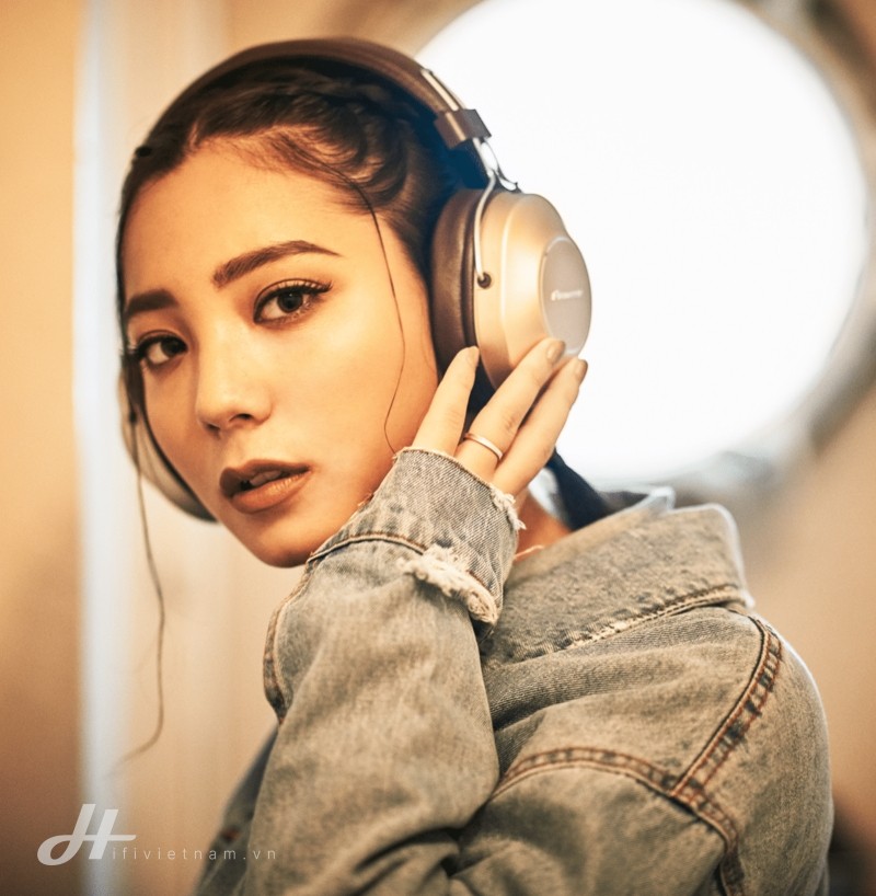 Pioneer công bố tai nghe không dây chống ồn S9 Wireless