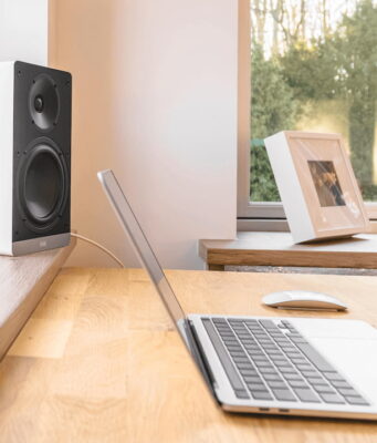 Loa không dây ELAC Debut ConneX DCB61: Chất âm nghiêm túc, giá cả hợp lý