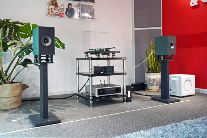 KEF ra mắt thị trường Việt Nam mẫu loa active không dây Coda W, thêm lựa chọn loa hi-fi “All-in-One” dành cho người chơi đĩa than hiện đại